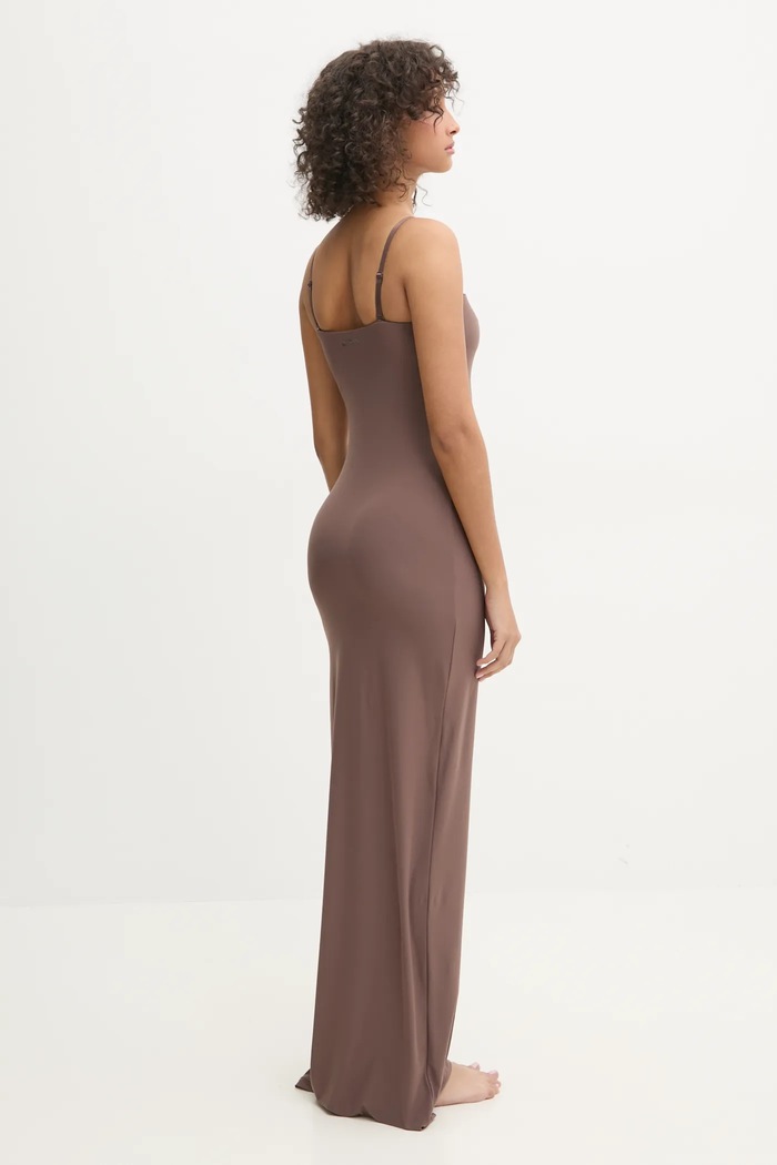 Рокля Guess EVELINE O5GK00.KCDE0 кафяв AW25