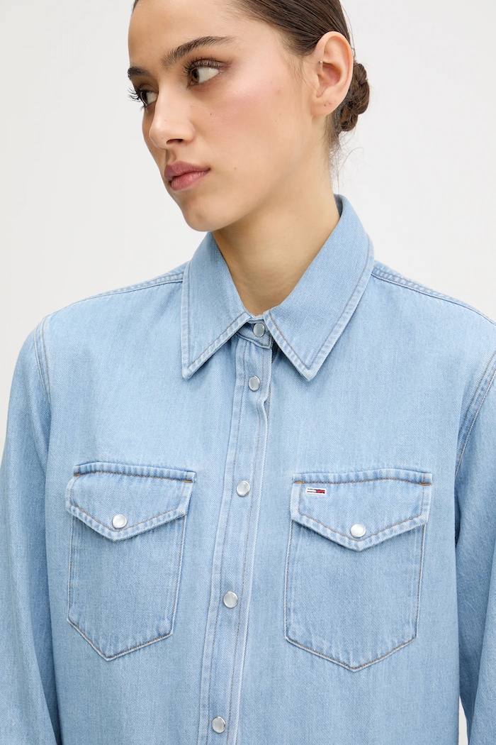 Rifľové šaty Tommy Jeans modrá DW0DW20111