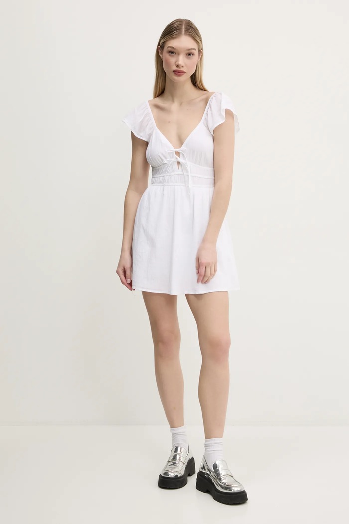 Bavlnené šaty Hollister Co. KI359.5054.100 biela SS25