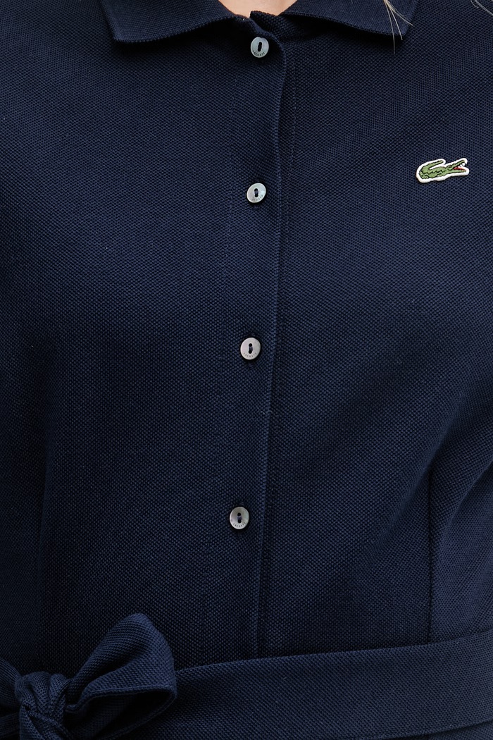 Lacoste Poletna obleka bombažna EF9621 mornarsko modra