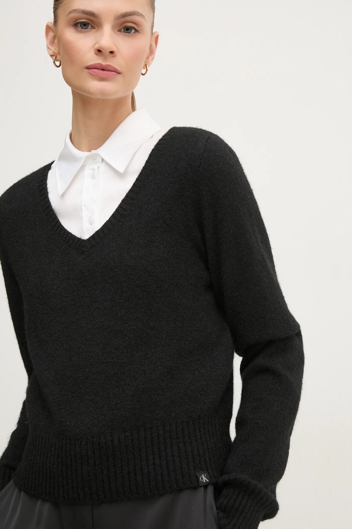 Svetr z vlněné směsi Calvin Klein Jeans černá J20J224801