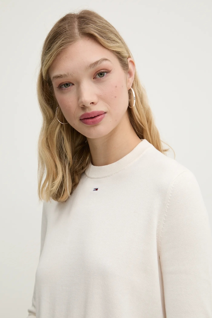 Tommy Jeans πουλόβερ γυναικείο βαμβακερό μπεζ DW0DW20159