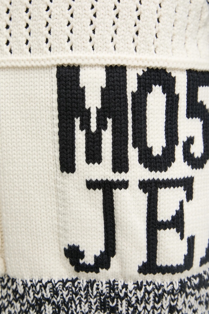 Vesta Moschino Jeans 0886.3209 béžová