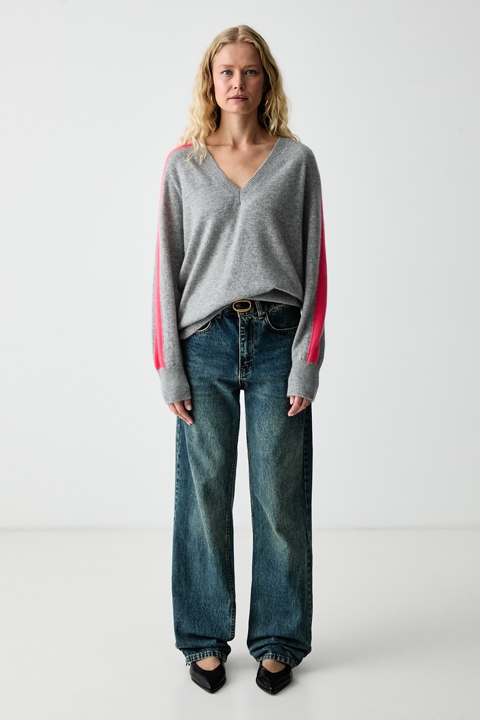 From Future Sweter damski kaszmirowy WPV00497 szary SS25