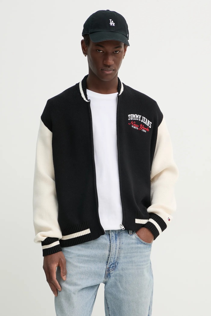 Tommy Jeans kardigan bawełniany aplikacja czarny DM0DM20306
