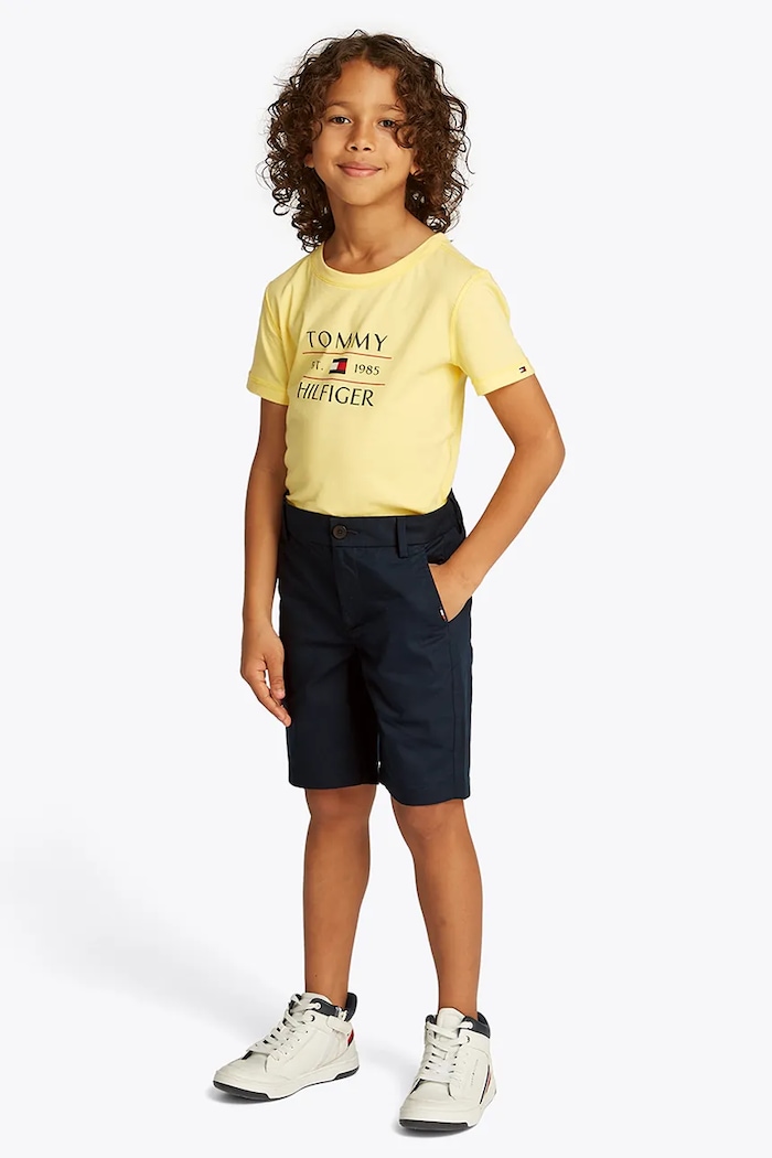 Detské krátke nohavice Tommy Hilfiger s elastanom tmavomodrá KB0KB09641.128.176.PPYA