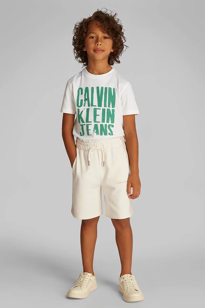 Calvin Klein Jeans szorty dziecięce z elastanem beżowy IB0IB02433.104.116.PPYA