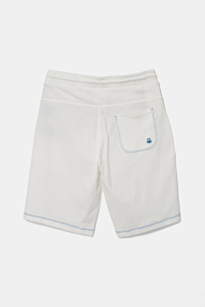 United Colors of Benetton szorty bawełniane dziecięce 3BL0C903J.G.Seasonal biały SS25