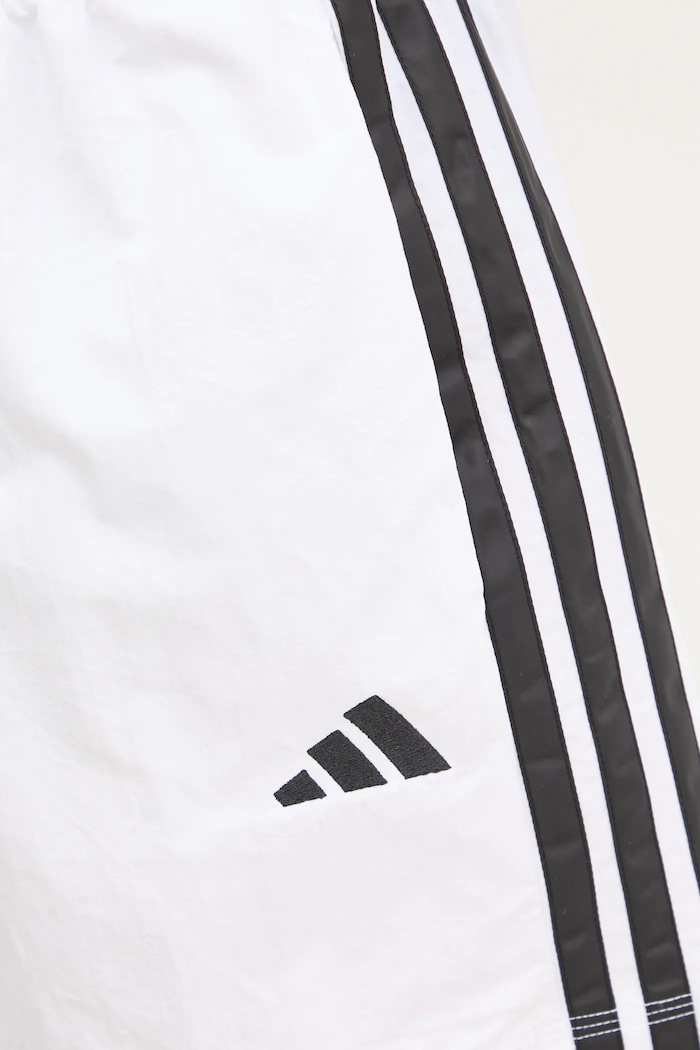 Kratke hlače adidas Essentials JE1310 bela