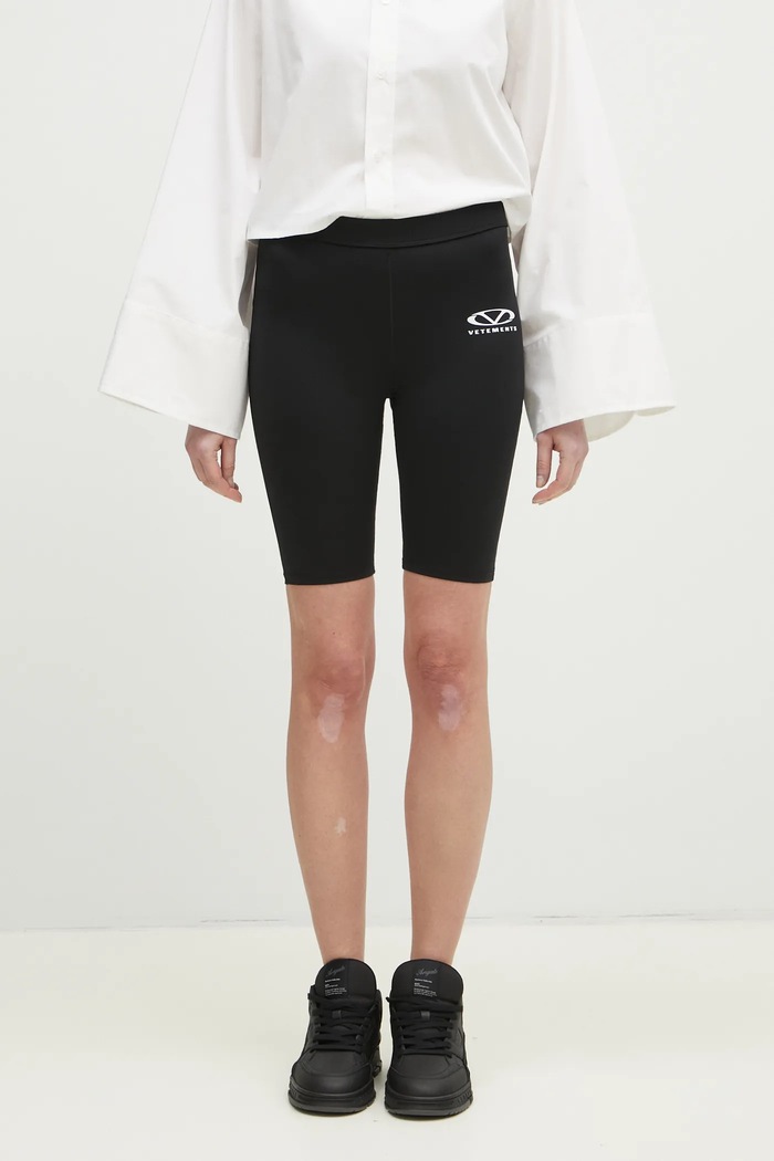 VETEMENTS shorts Oval Logo jersey black WA66SS200B