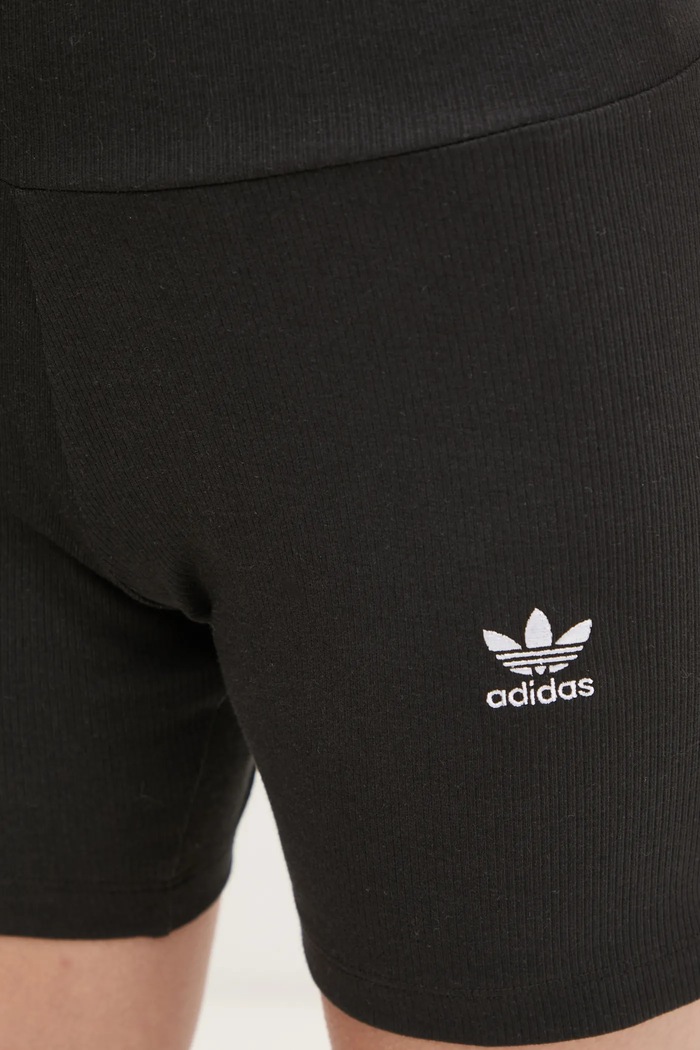 Къс панталон adidas Originals Essential JD1548 черен