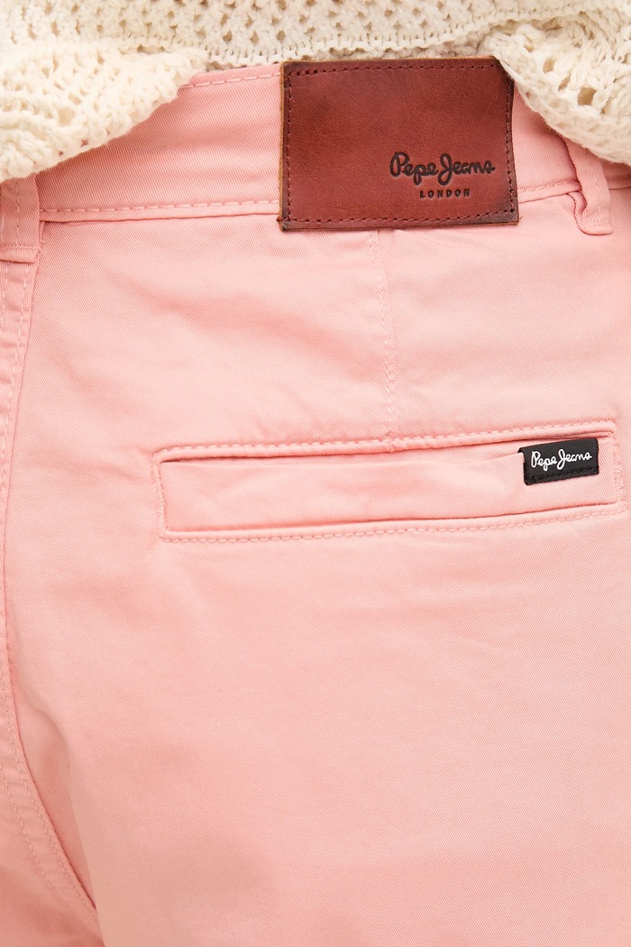 Pepe Jeans szorty MID WAIST REGULAR CHINO SHORT VANIA różowy PL801168