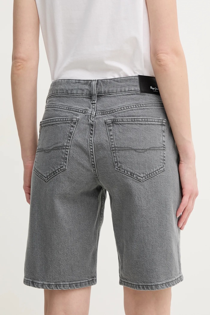 Odjeća Traper kratke hlače Pepe Jeans BERMUDA SHORT HW PL801189UN3 siva