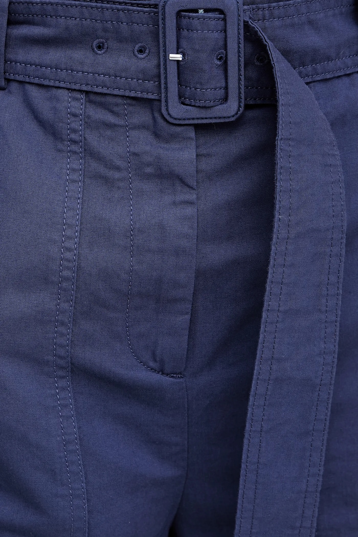 Weekend Max Mara pantaloni scurți din amestec de in bleumarin 2515141012600