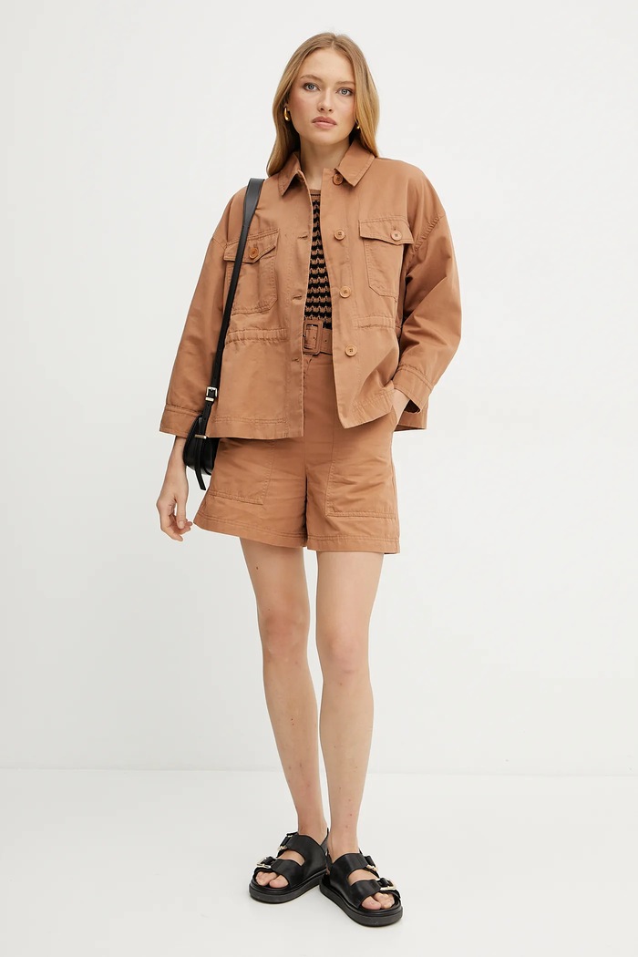 Weekend Max Mara pantaloni scurți din amestec de in 2515141012600 maro SS25