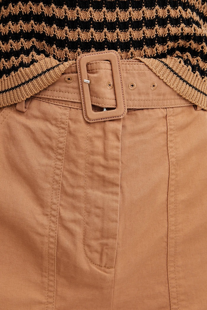 Weekend Max Mara pantaloni scurți din amestec de in maro 2515141012600