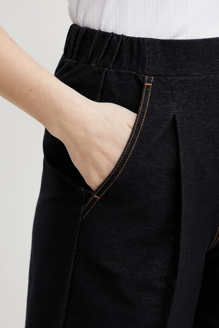 MM by Max Mara szorty granatowy 2516781027600