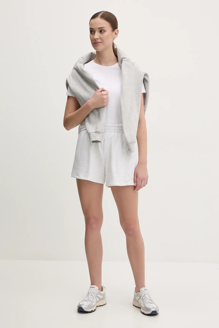 Bavlnené šortky Dkny DP5S5252 sivá SS25