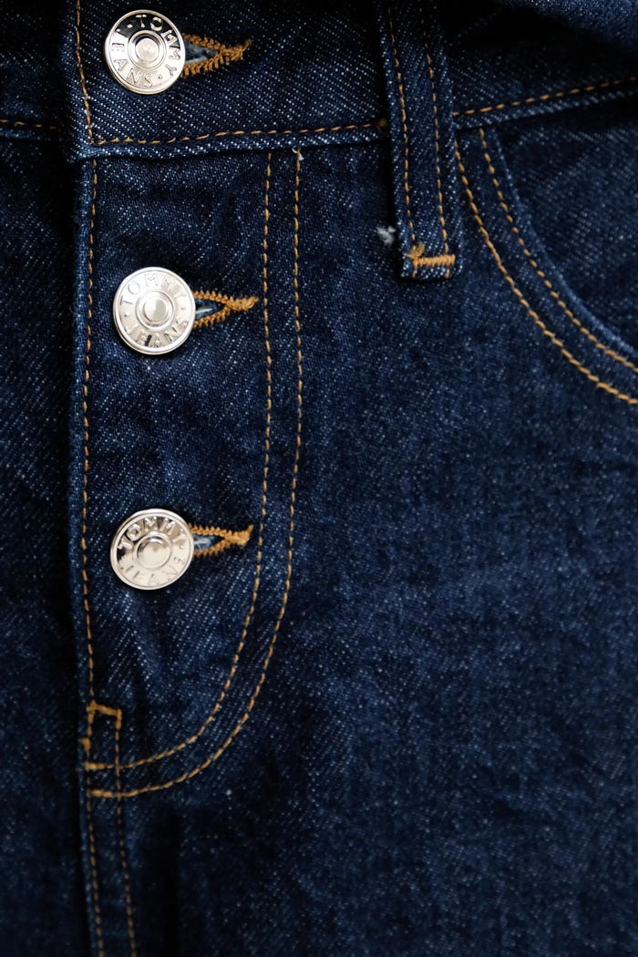 Rifľové krátke nohavice Tommy Jeans tmavomodrá DW0DW20094