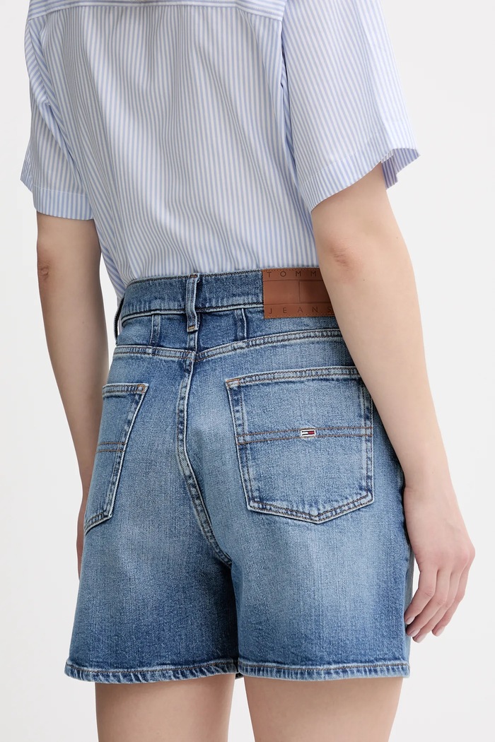 Oblečenie Rifľové krátke nohavice Tommy Jeans DW0DW20092 modrá