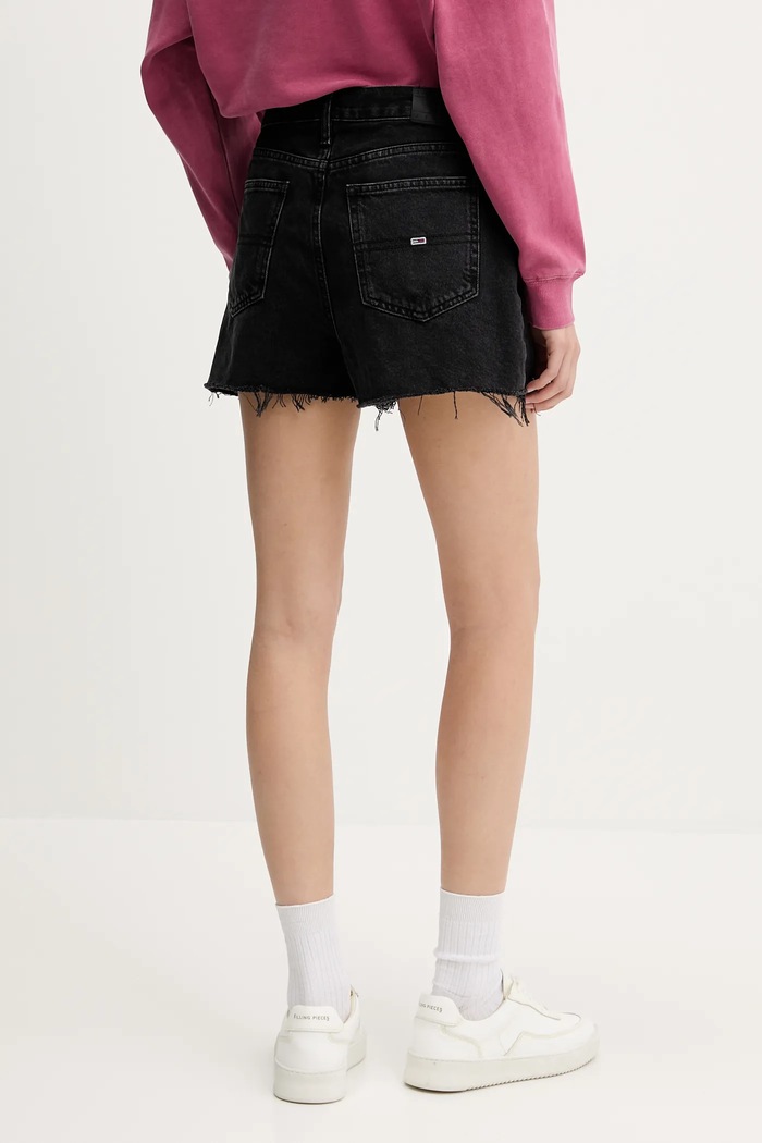 Odzież Tommy Jeans szorty jeansowe DW0DW20097 czarny