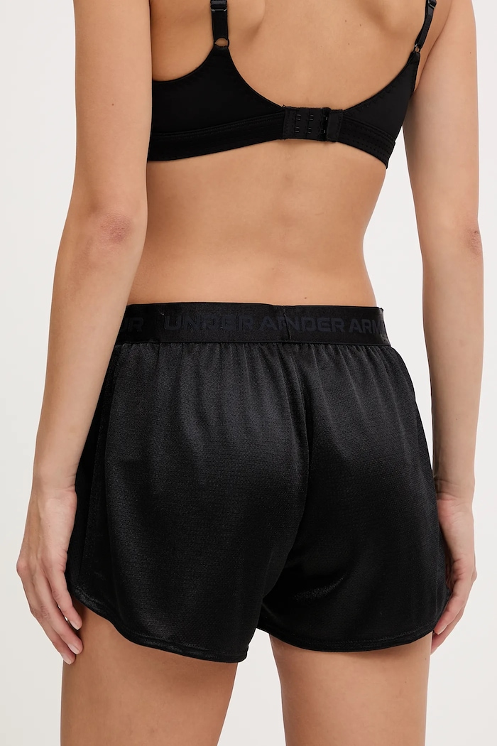 Odzież Under Armour szorty treningowe Tech Play 1389883 czarny