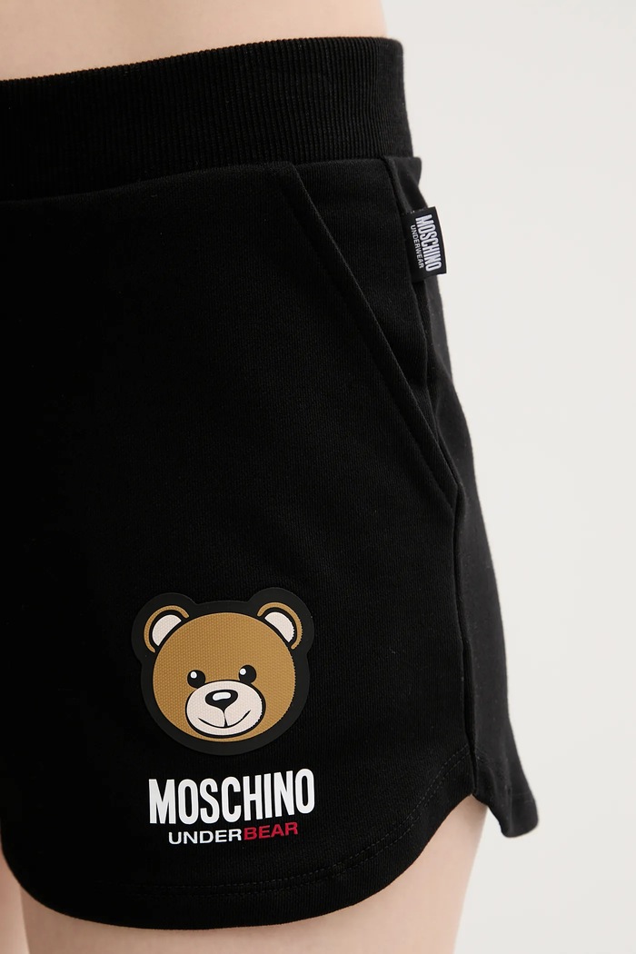 Ρούχα Σορτς Moschino Underwear 6801.4409 μαύρο