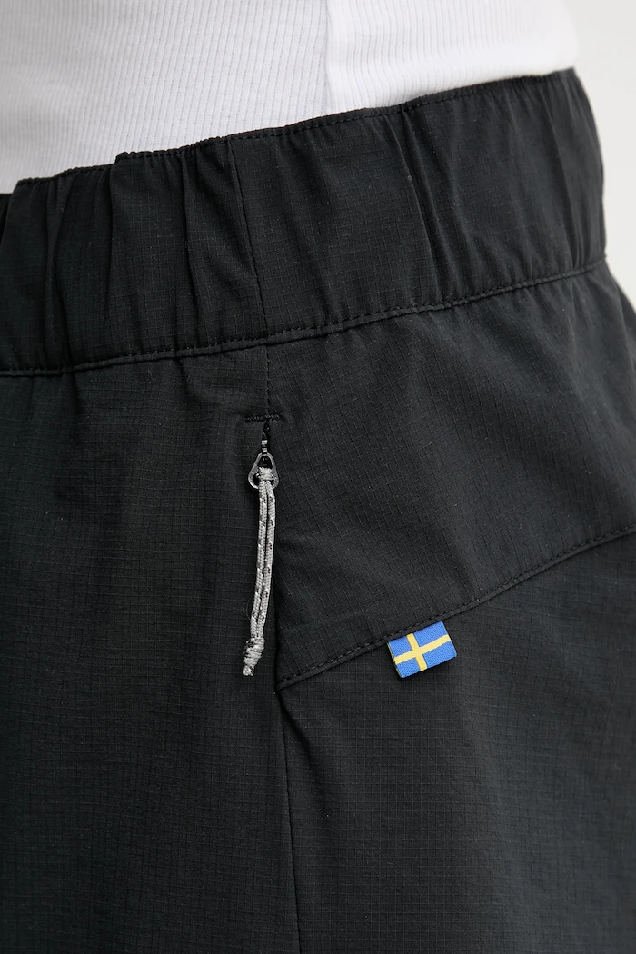 Fjallraven szorty High Coast Relaxed Shorts czarny F87034.550