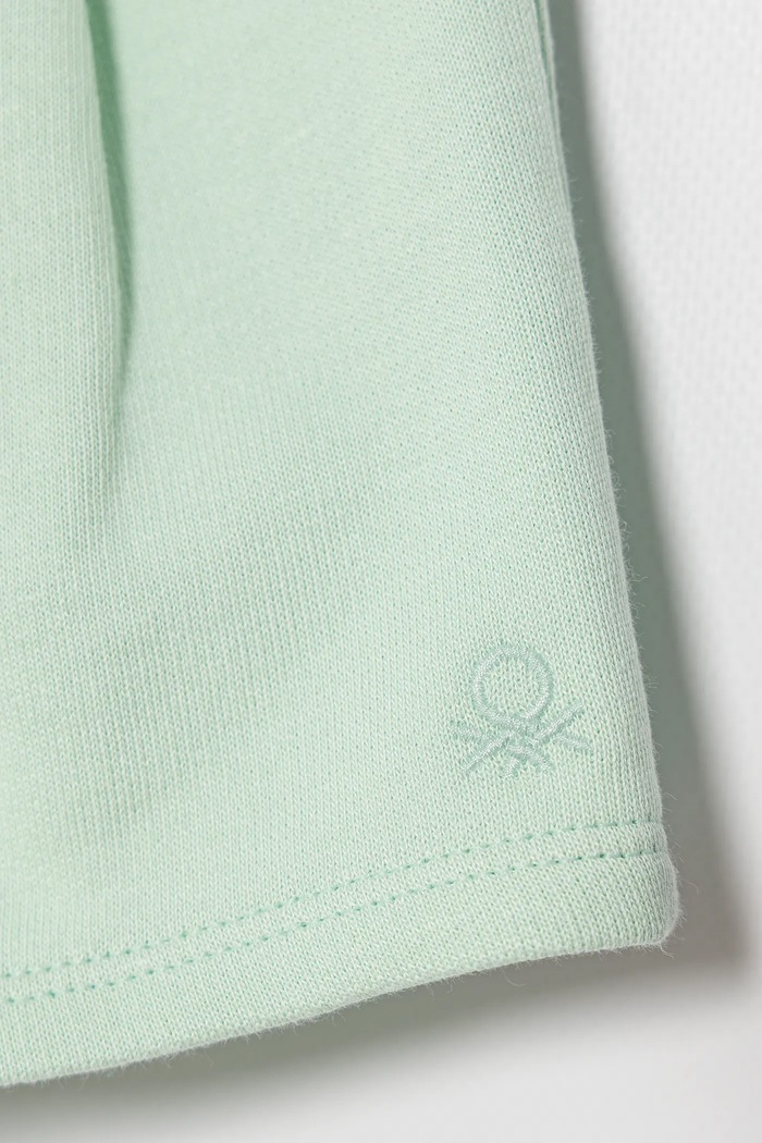 Djevojčice Dječje pamučne kratke hlače United Colors of Benetton 3J70G901R.P.Seasonal zelena