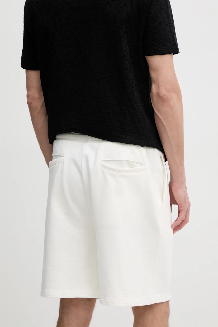 Odzież Armani Exchange szorty bawełniane XM000471.AF13109 biały