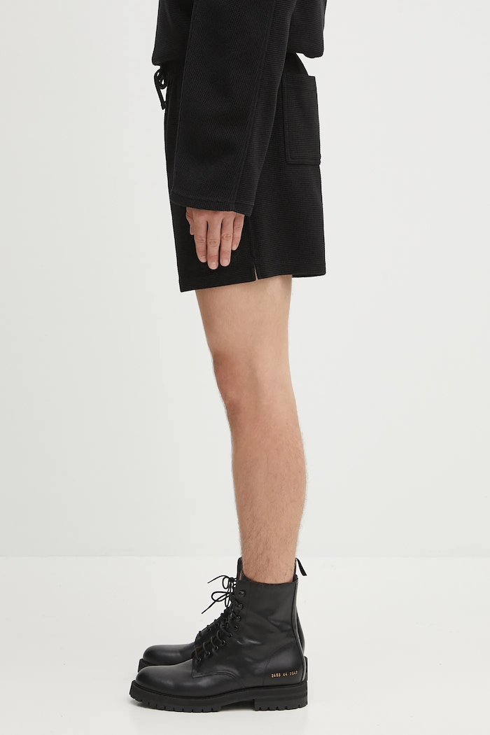 Хлопковые шорты Represent Waffle Shorts MLM41207.01 чёрный SS25