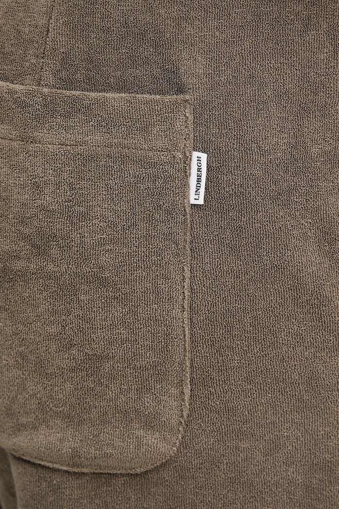 Lindbergh pantaloni scurți verde 30.508007.DK.STONE