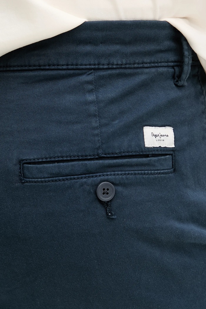 Kratke hlače Pepe Jeans REGULAR CHINO SHORT mornarsko plava PM801181