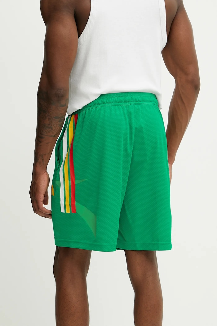 Îmbrăcăminte adidas pantaloni scurți Tiro JC8055 verde