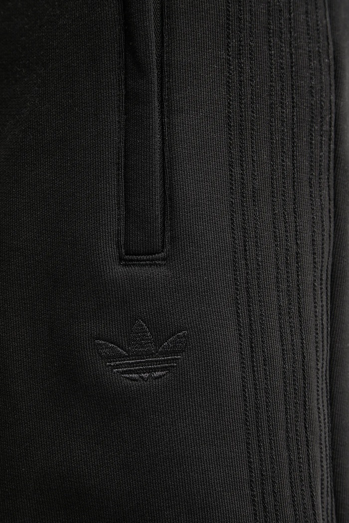 adidas Originals pantaloni scurți din bumbac Essential negru JC9577