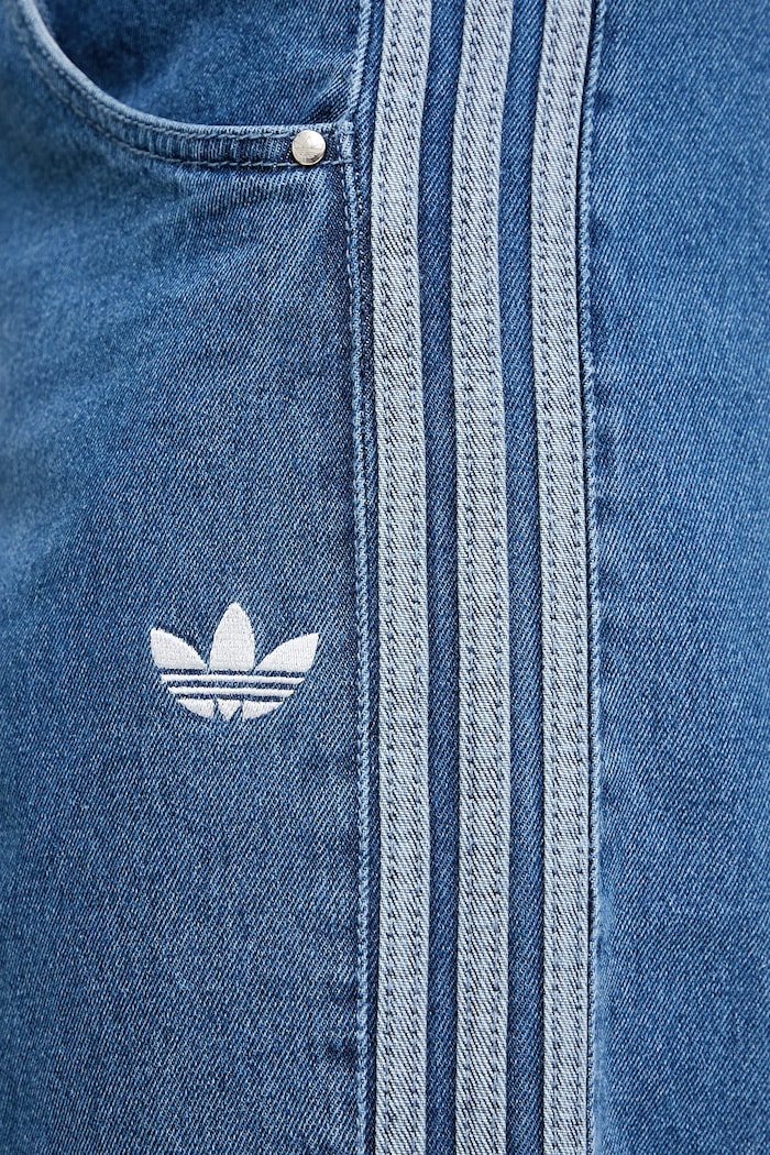 adidas Originals szorty jeansowe Firebird niebieski JC6235