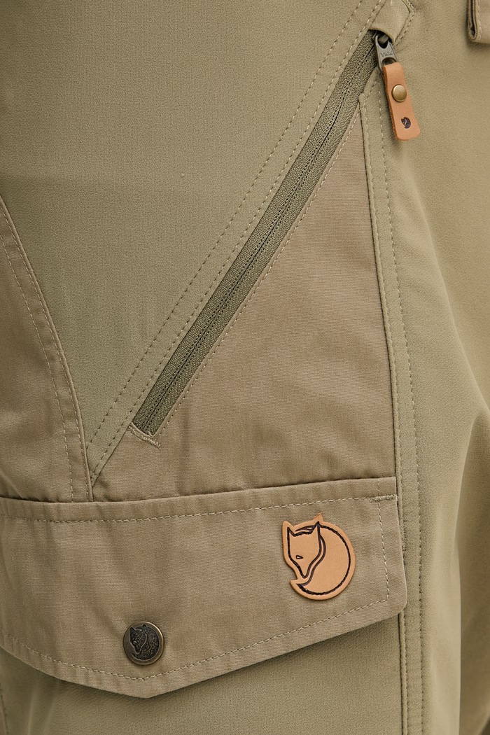 Fjallraven pantaloni scurți de trekking bărbați Abisko verde F82833