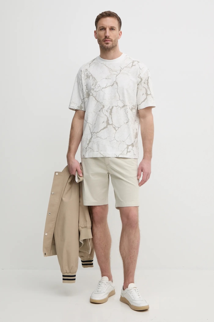 BOSS Orange šortky chino pánske bavlnené s elastanom 50536723 béžová SS26