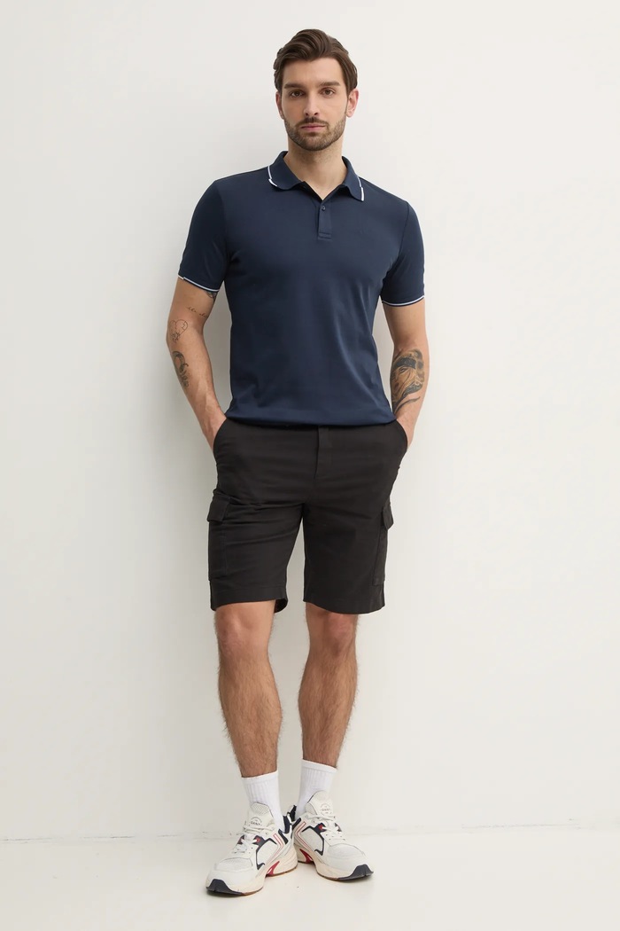 Ρούχα Σορτς Calvin Klein K10K114067 μαύρο