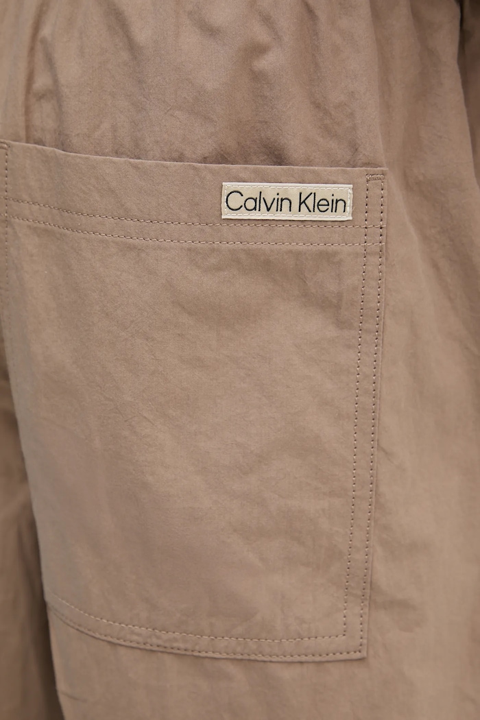 Bavlněné šortky Calvin Klein Jeans béžová J30J327375