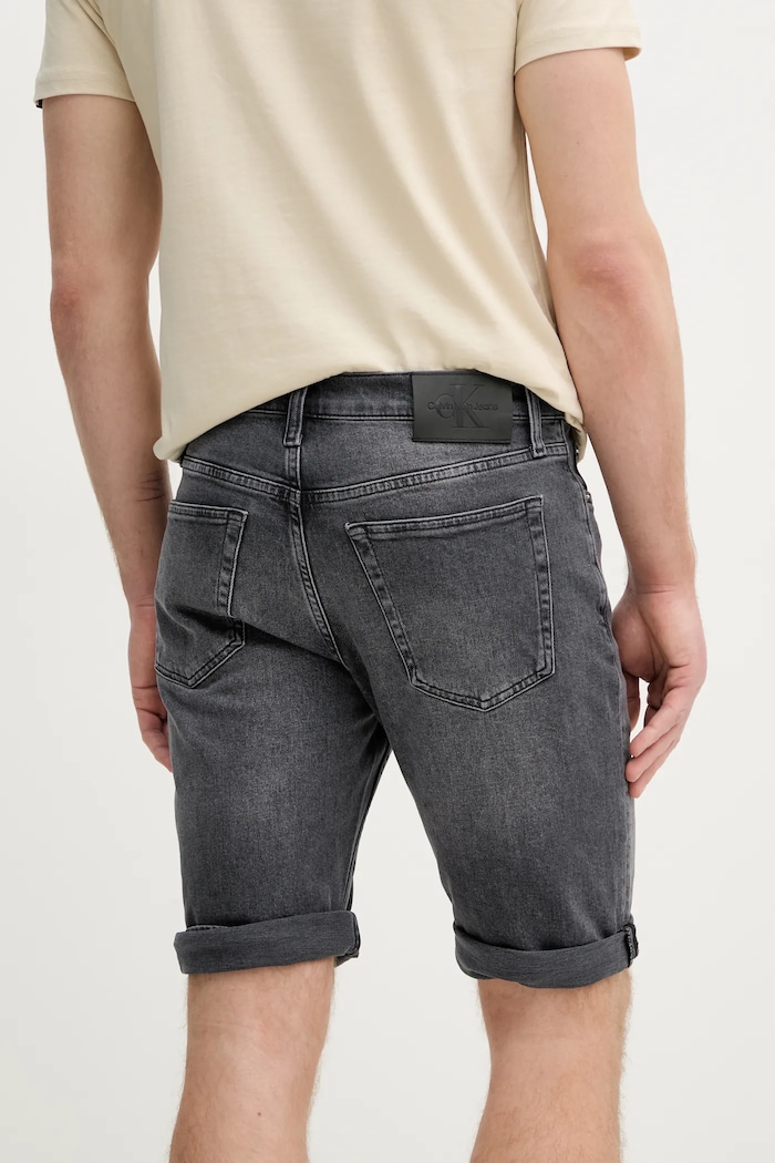 Odzież Calvin Klein Jeans szorty jeansowe J30J327515 szary