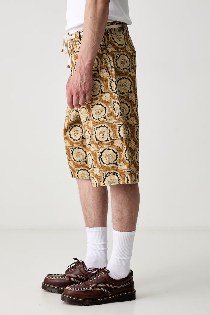 Drôle de Monsieur Le Short Workwear Paisley cargo shorts cotton Men's G.BS155.CO189.MS yellow SS25