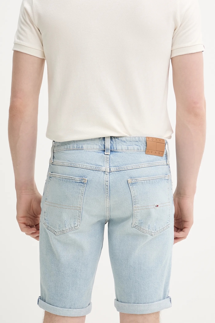 Odzież Tommy Jeans Szorty jeansowe DM0DM21300 niebieski