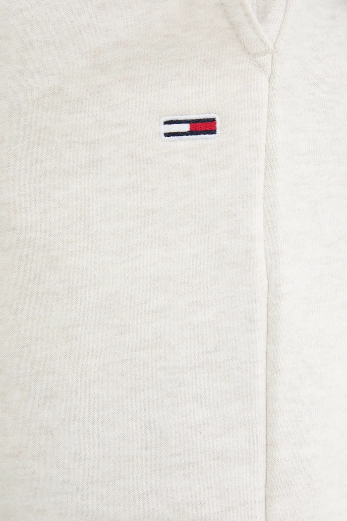 Bombažne kratke hlače Tommy Jeans DM0DM21369 bež