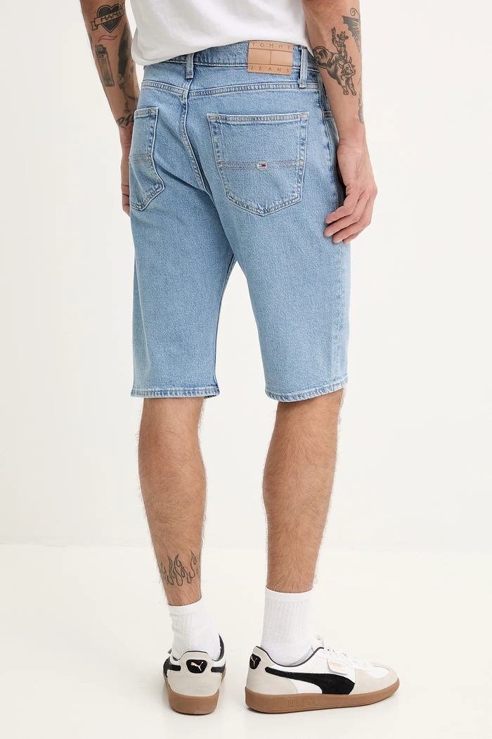 Odjeća Traper kratke hlače Tommy Jeans DM0DM21852 plava