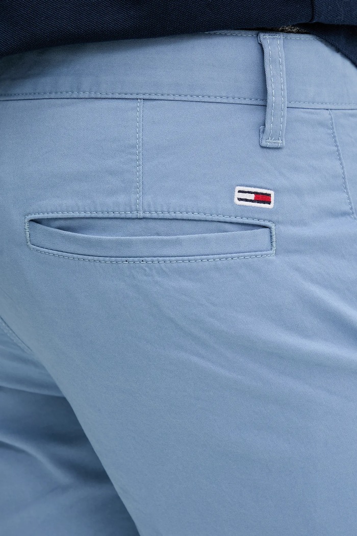 Kraťasy Tommy Jeans modrá DM0DM21950
