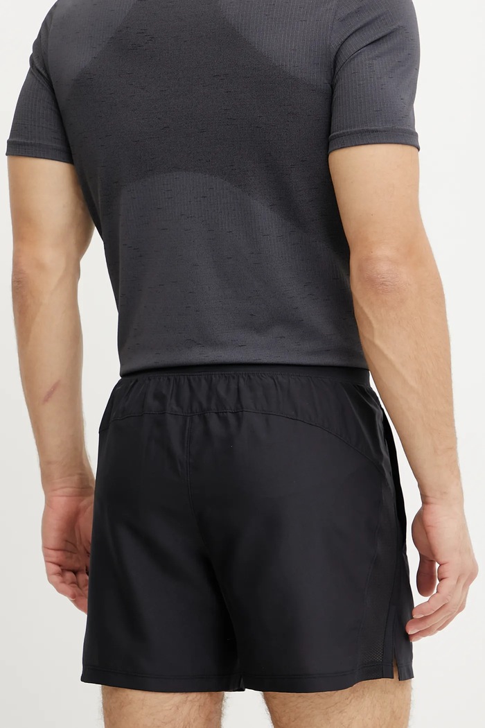 Oblečenie Under Armour športové šortky pánske 1382617 čierna