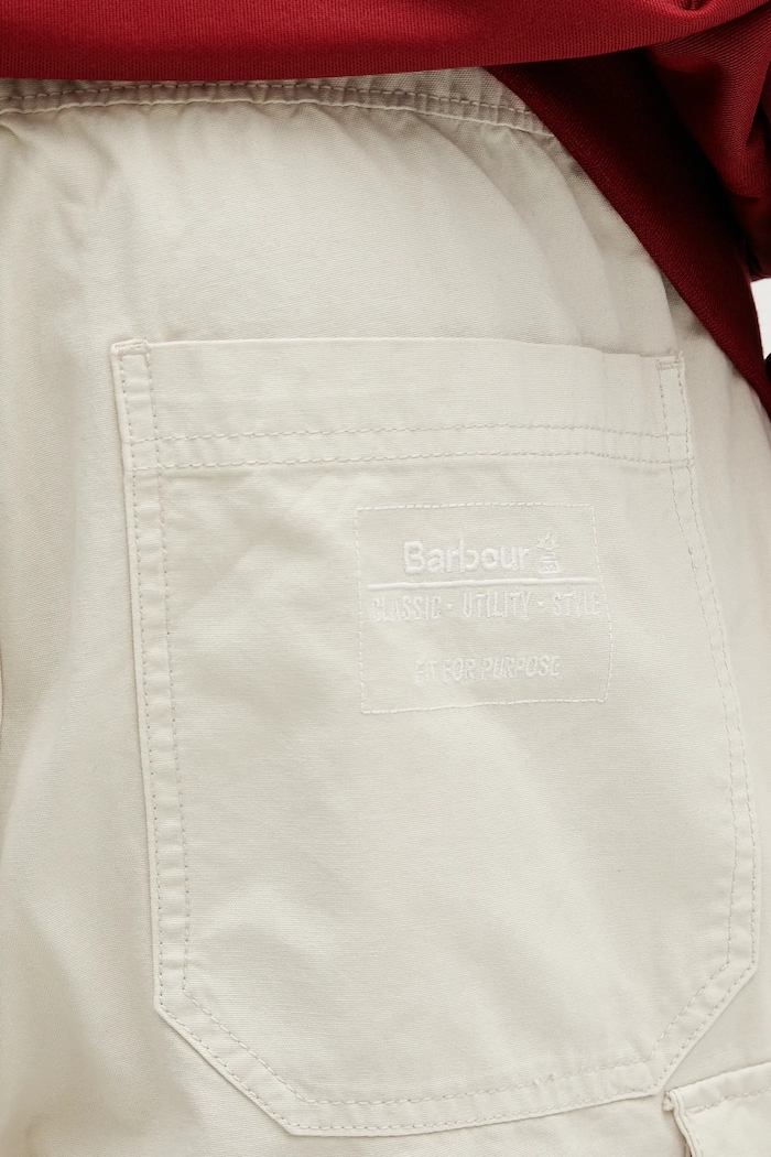 Barbour szorty bawełniane Barbour Grindle Cargo Relaxed Short beżowy MST0062