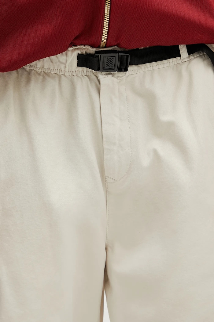 Barbour szorty bawełniane Barbour Grindle Cargo Relaxed Short MST0062 beżowy