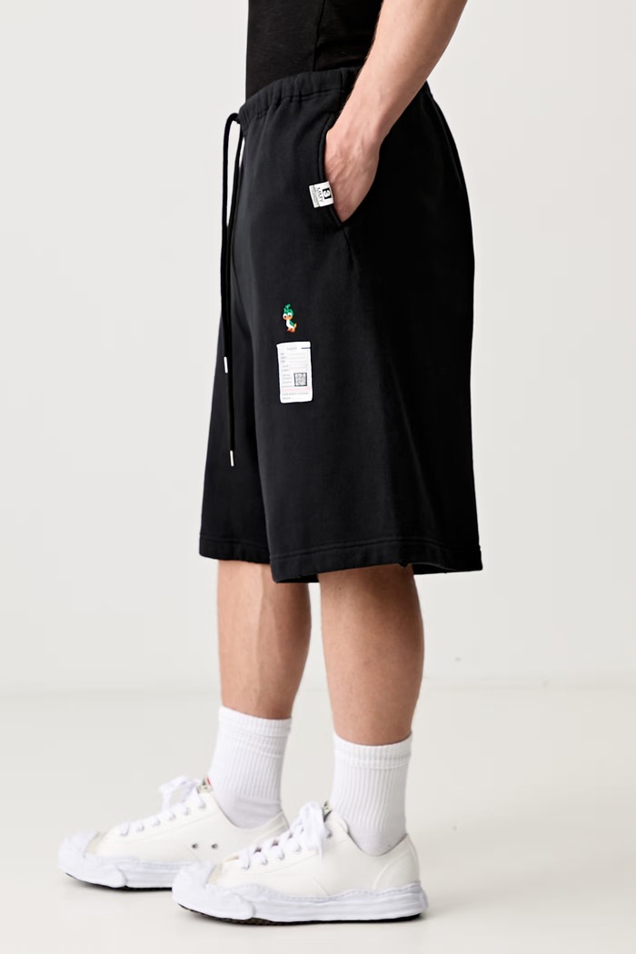 Maison MIHARA YASUHIRO Distressed Shorts teplákové šortky bavlnené pánske J14SP725 čierna SS25